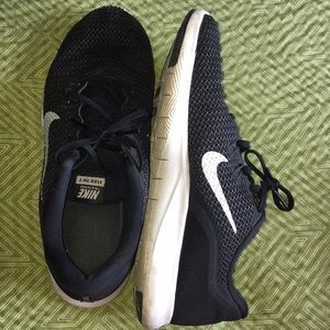 Nike Flex TR 7 running shoes